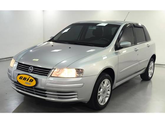 FIAT STILO 1.8 MPI CONNECT 8V FLEX 4P MANUAL FIAT STILO 1.8 MPI CONNECT 8V FLEX 4P MANUAL